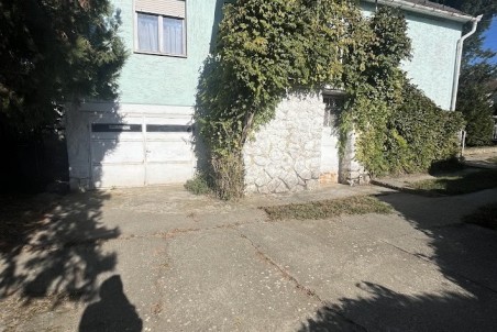 Mágocs ingatlanok