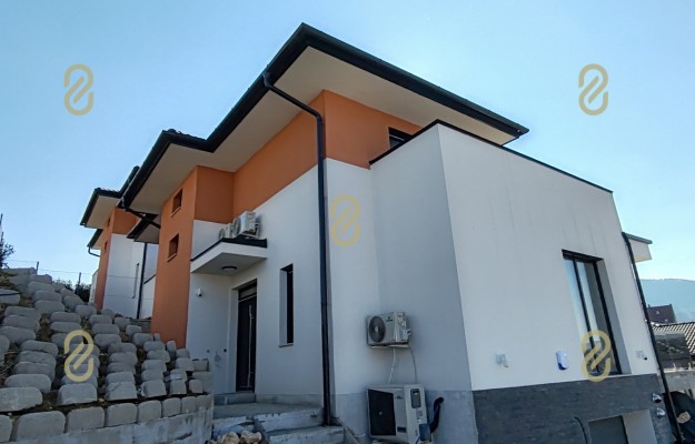 ÜRÖMI LUXUS OTTHONOK