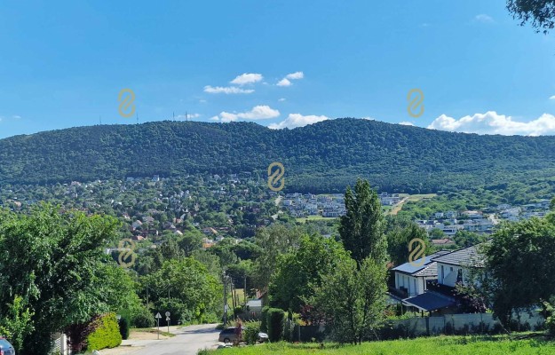 PANORÁMÁS 4 LAKÁSOS TÁRSASHÁZ