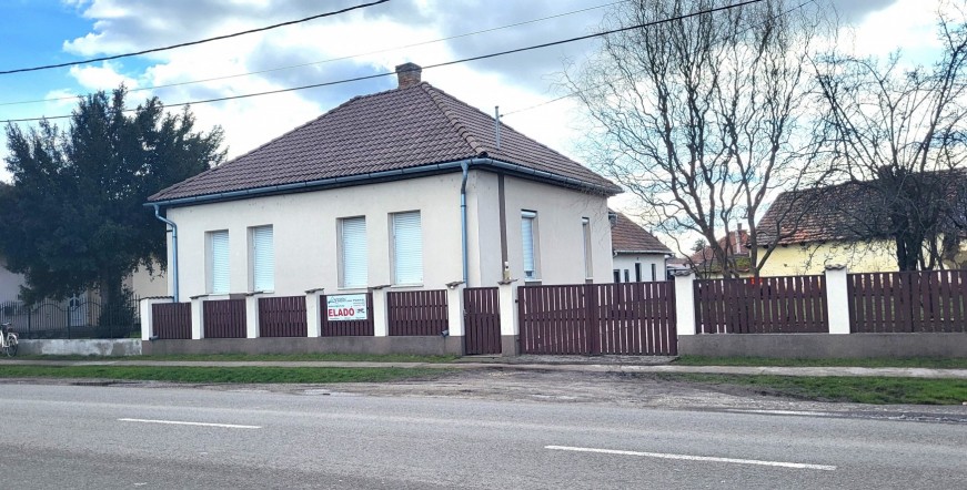 Jászárokszállás Eladó Ház Rákóczi Ferenc