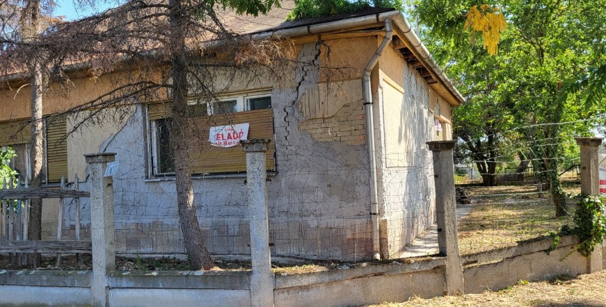 Visznek Eladó Ház Mártírok