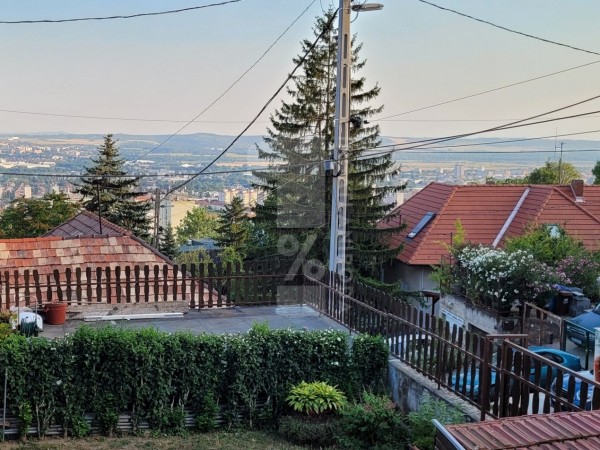 Pécs ingatlanok
