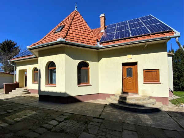 Sarkad ingatlanok