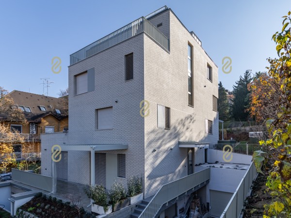 ZÖLDLOMB RESIDENCE