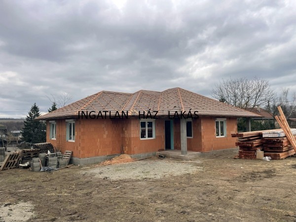Veresegyház ingatlanok