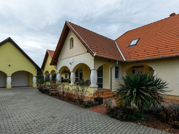 Zalacsány ingatlanok