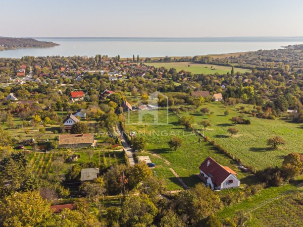 Balatonalmádi ingatlanok