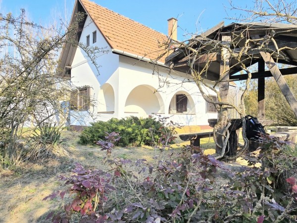 Csemő ingatlanok