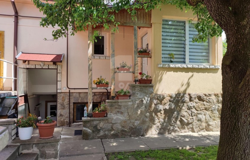 Pécs Eladó Ház Szent Borbála utca