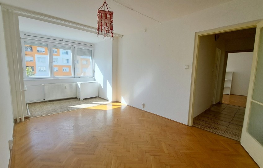 Budapest III. kerület Eladó Lakás Raktár utca