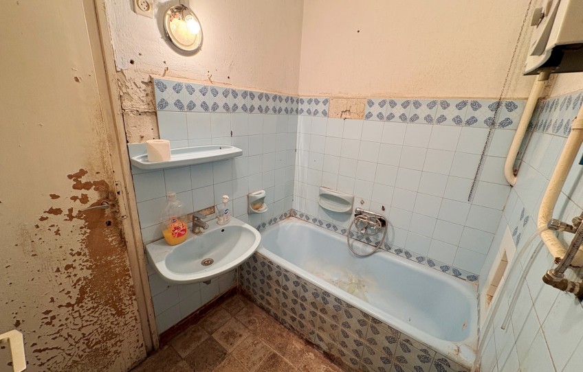 Budapest XVI. kerület Eladó Lakás Lándzsa utca