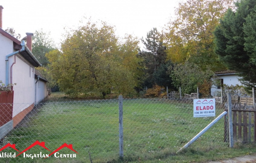 Békéscsaba Eladó Telek Madarász László