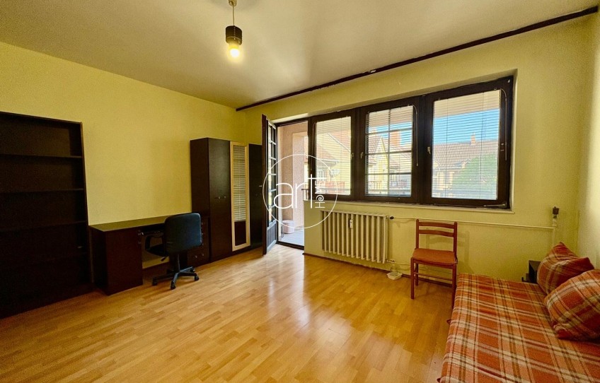 Szeged Eladó Lakás Bárka utca