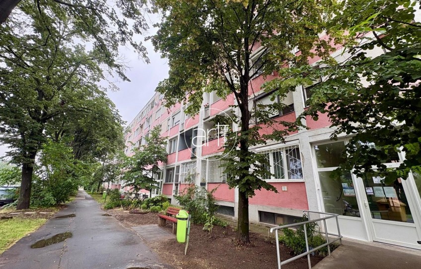 Szeged Eladó Lakás Alsó kikötő sor