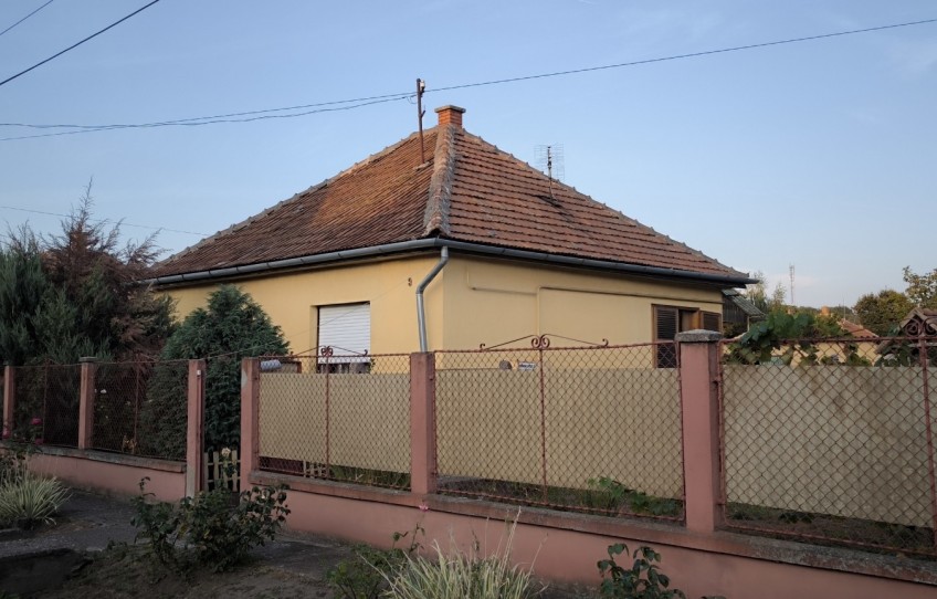 Hatvan Eladó Ház Fűzfa út 3
