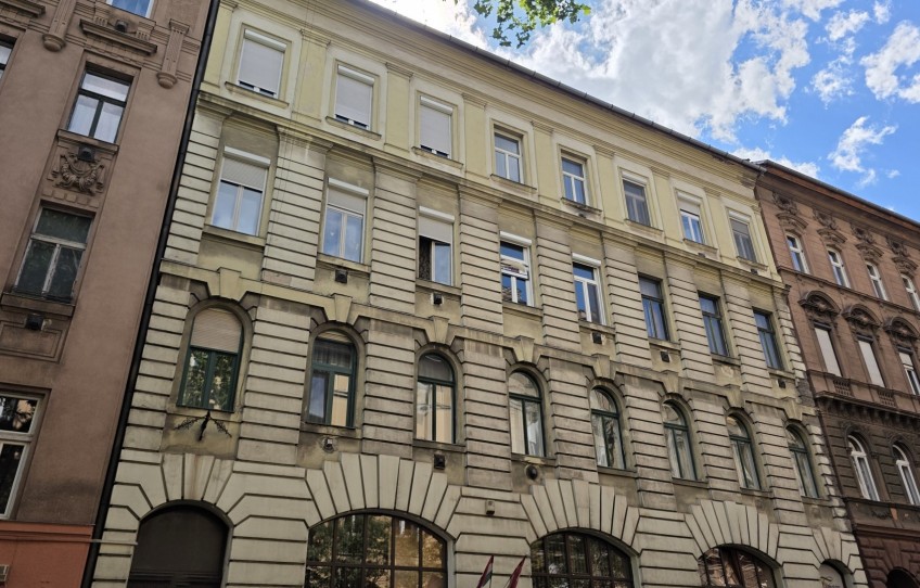 Budapest I. kerület Eladó Lakás Attila út