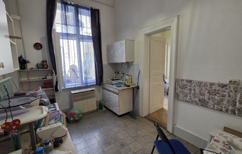 Budapest I. kerület Eladó Lakás Attila út