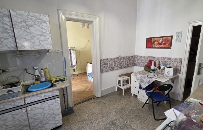 Budapest I. kerület Eladó Lakás Attila út