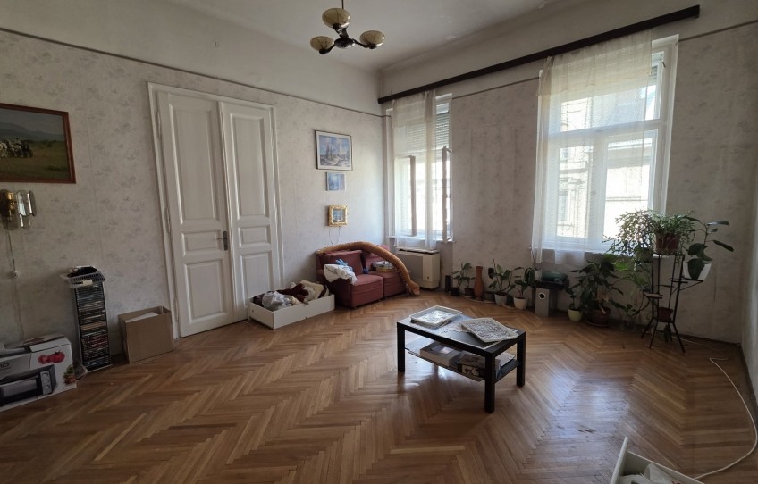 Budapest I. kerület Eladó Lakás Attila út