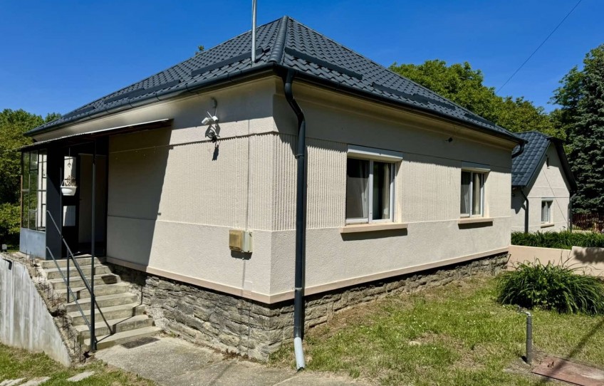 Gyűrűs Eladó Ház