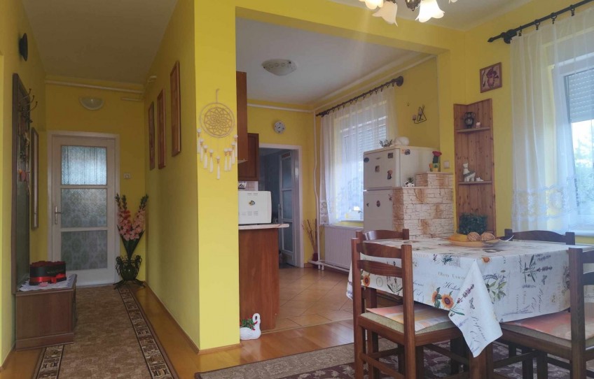 Karmacs Eladó Ház