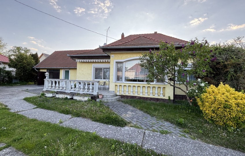 Balatonmáriafürdő Eladó Ház
