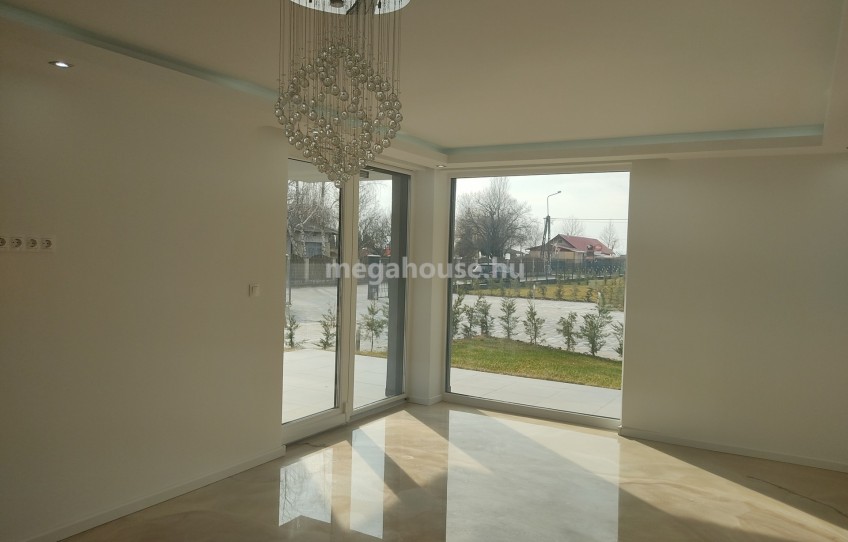 Szántód Eladó Lakás