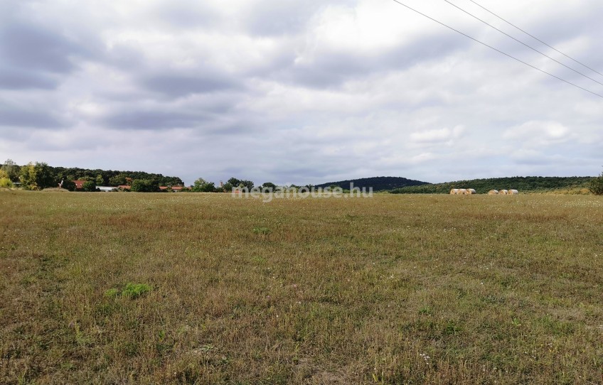 Biatorbágy Eladó Ipari