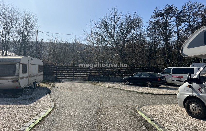Budapest XI. kerület Eladó Telek Balatoni út