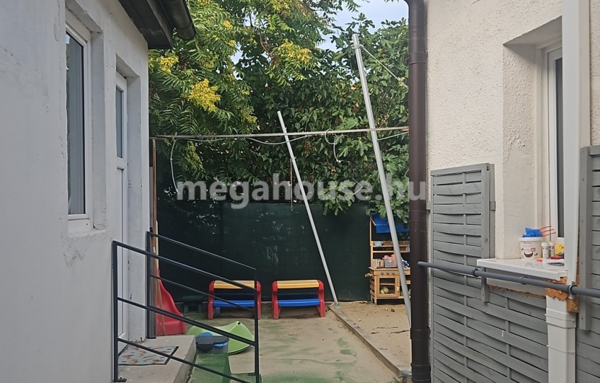 Budaörs Eladó Üzlethelyiség