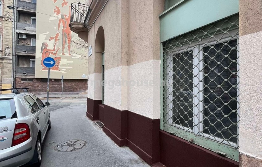 Budapest VIII. kerület Eladó Üzlethelyiség József utca