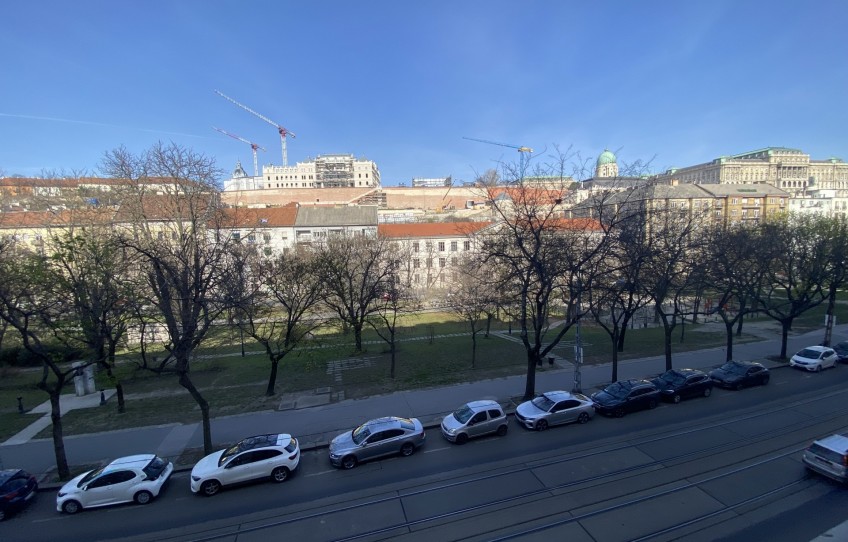 Budapest I. kerület Eladó Lakás Gellérthegy utca