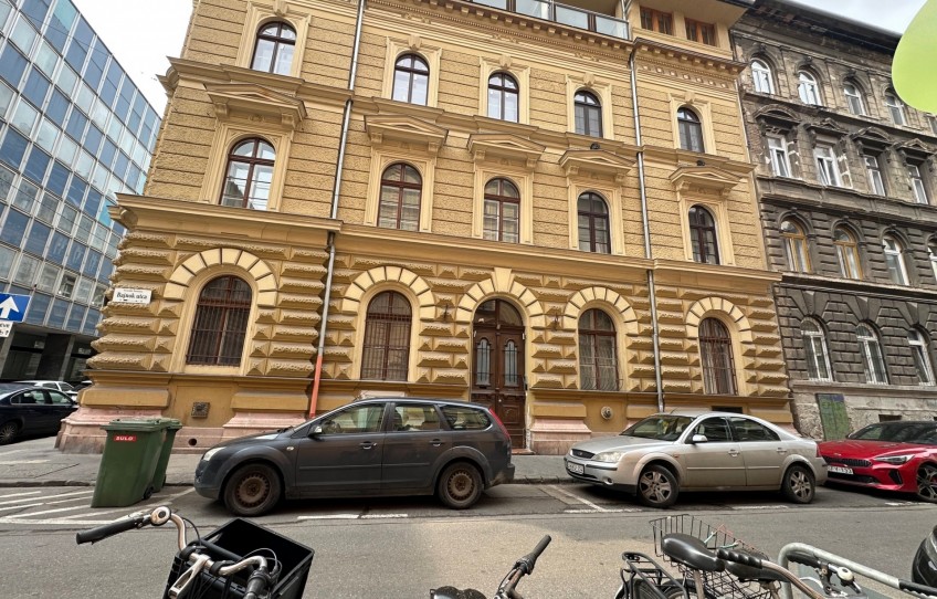 Budapest VI. kerület Eladó Lakás Bajnok utca
