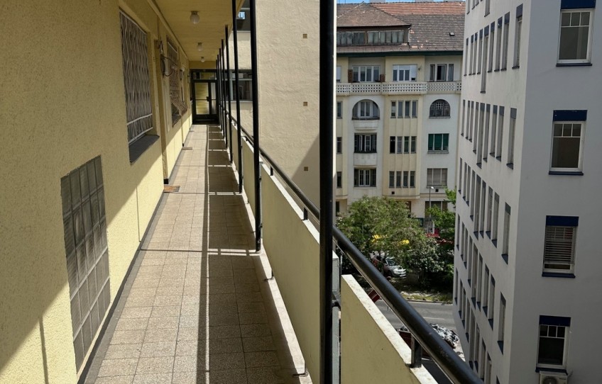 Budapest II. kerület Eladó Lakás Tölgyfa utca