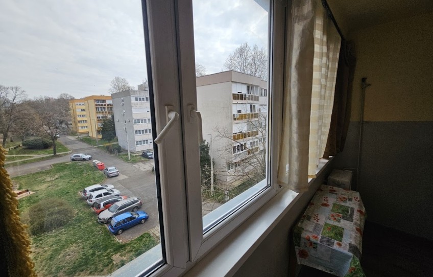 Pécs Eladó Lakás Nagy Imre út