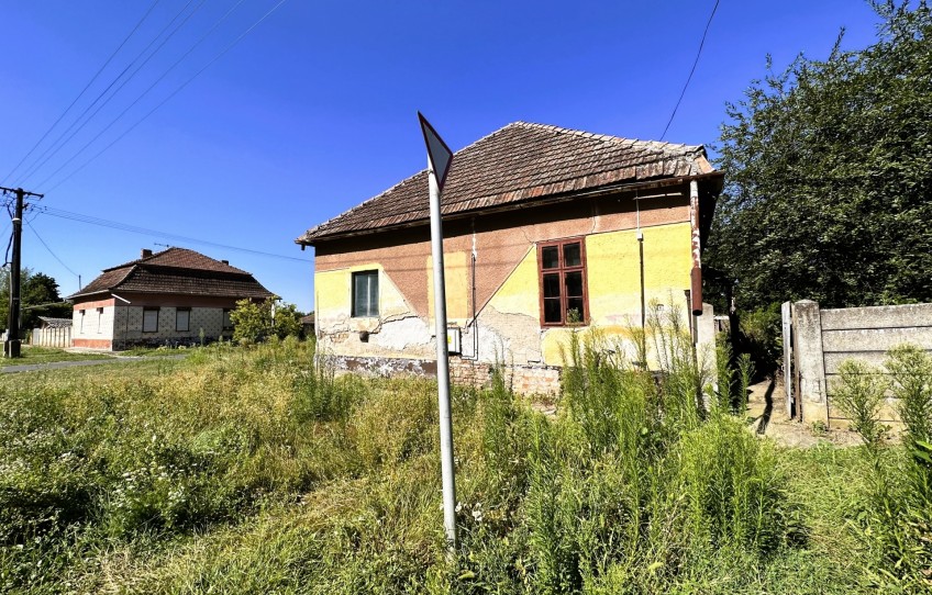 Dombiratos Eladó Ház