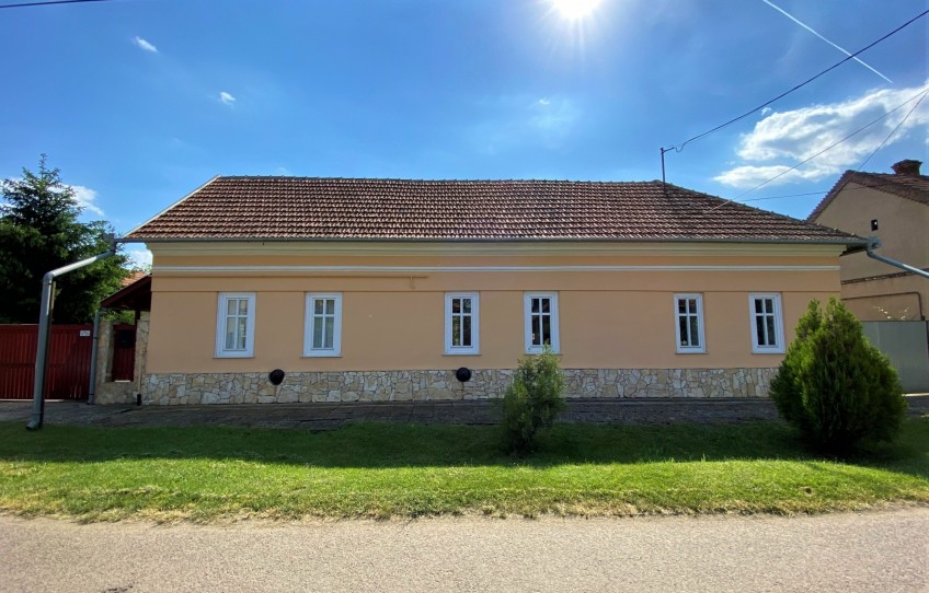 Nagybánhegyes Eladó Ház