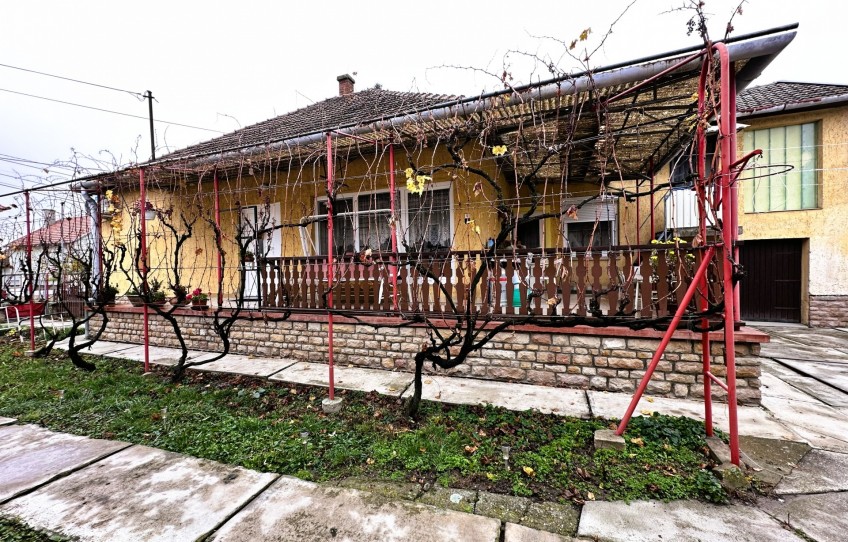 Sarkad Eladó Ház