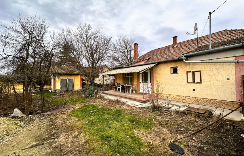 Sarkad Eladó Ház Újtelek