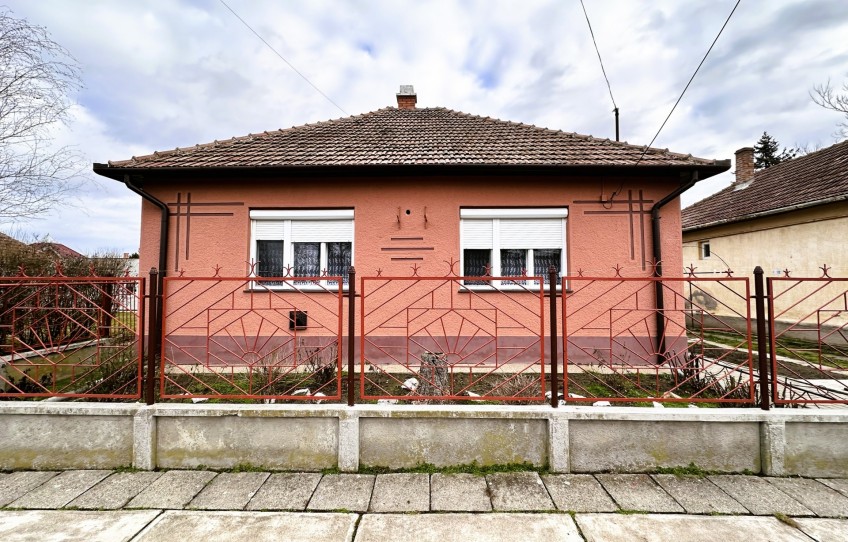 Sarkad Eladó Ház