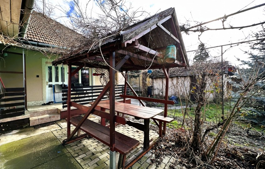 Sarkad Eladó Ház Újtelek