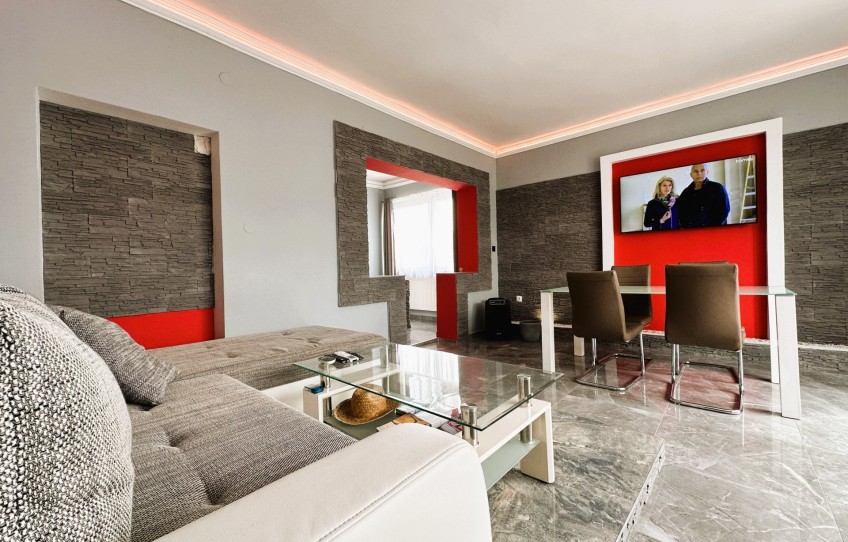 Telekgerendás Eladó Ház