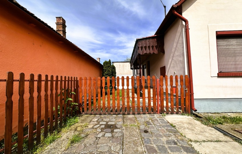 Sarkad Eladó Ház