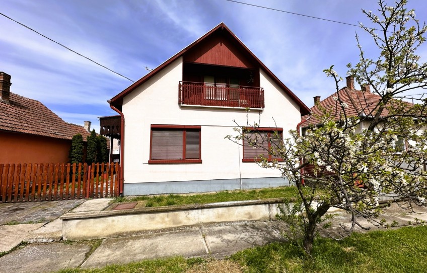 Sarkad Eladó Ház