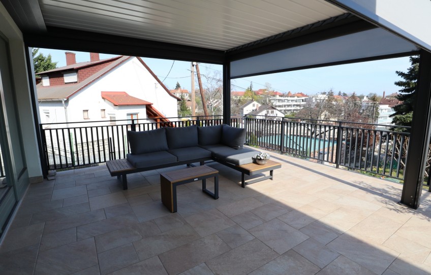 Balatonalmádi Kiadó Ház