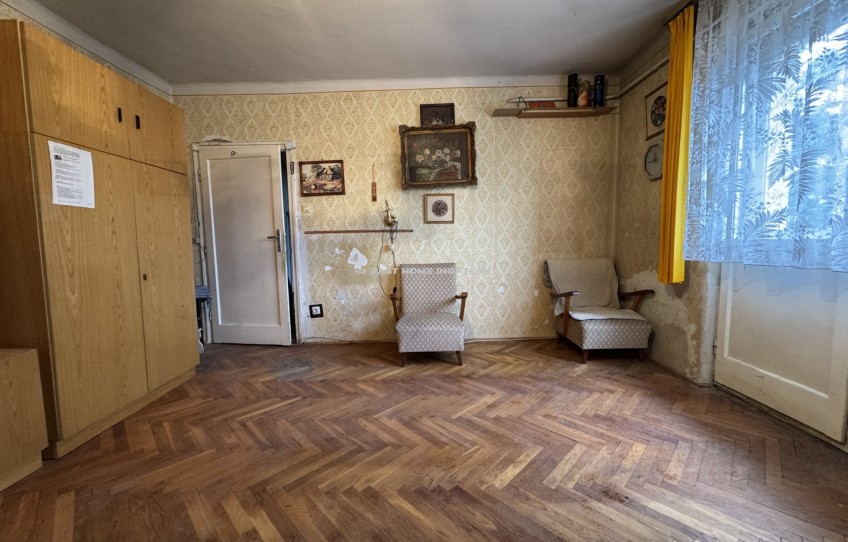 Miskolc Eladó Lakás Gyula utca