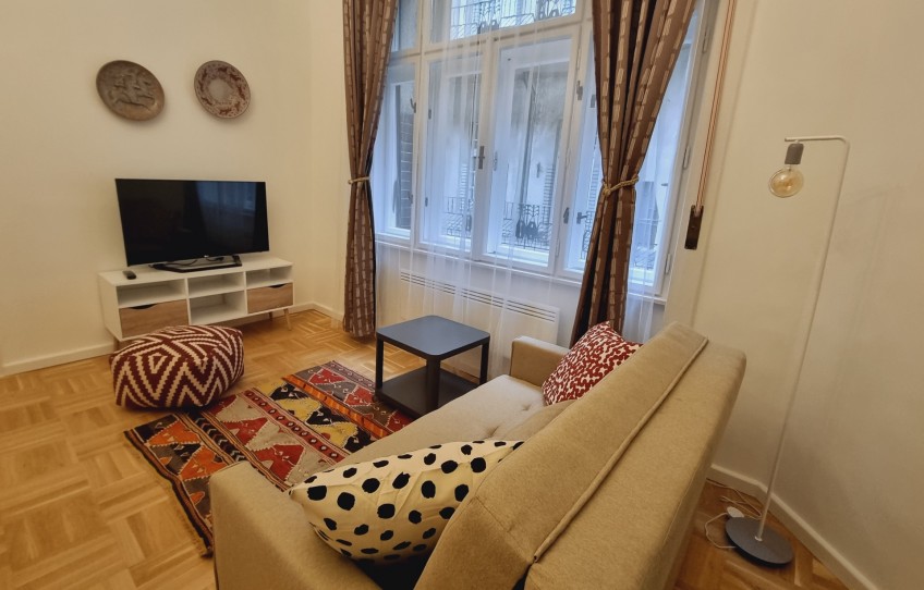 Budapest V. kerület Kiadó Lakás Papnövelde utca