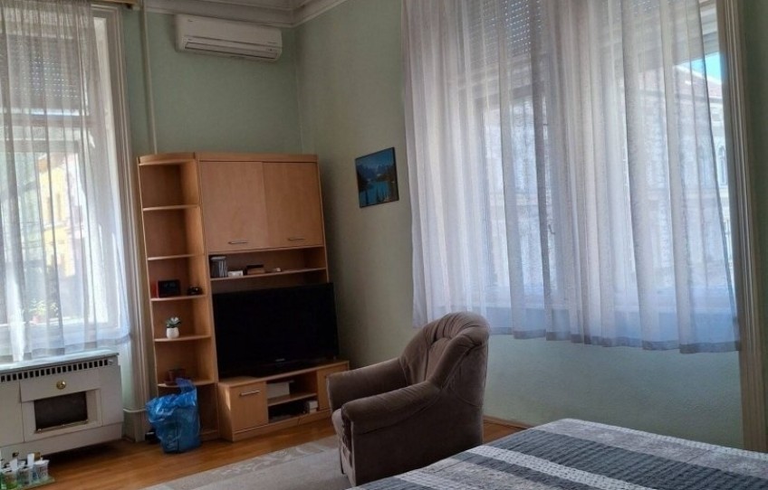 Budapest VI. kerület Eladó Lakás Izabella utca