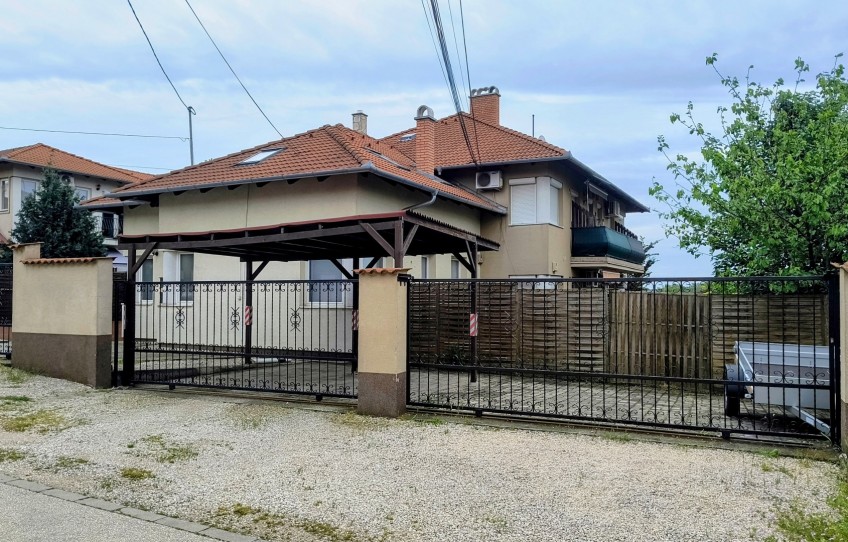 Százhalombatta Eladó Lakás