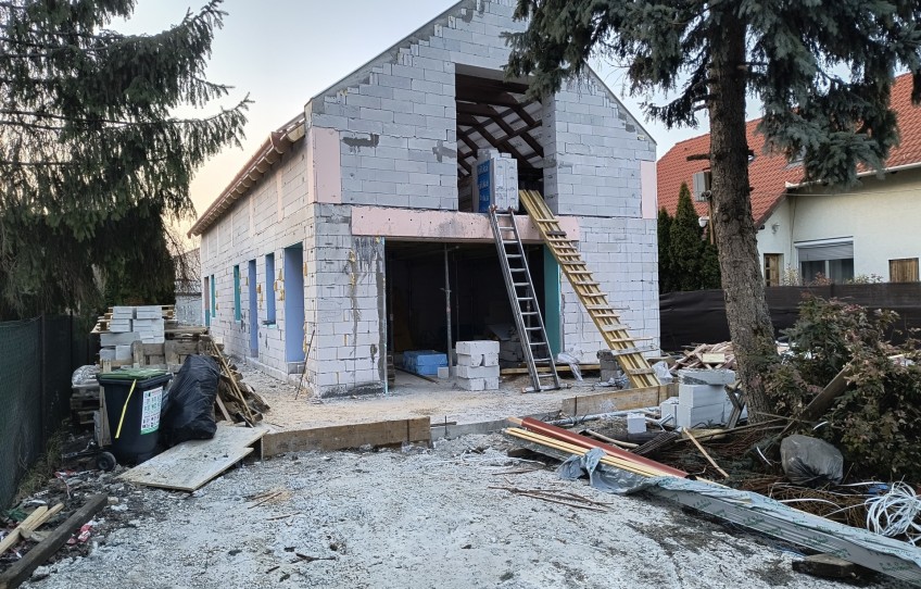 Százhalombatta Eladó Ház Ősz utca